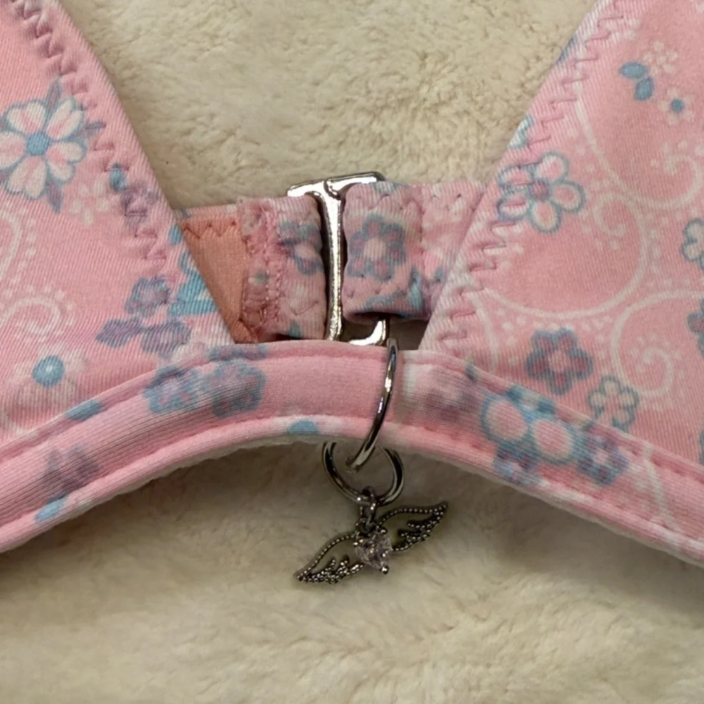 Frankies Bikinis new without
